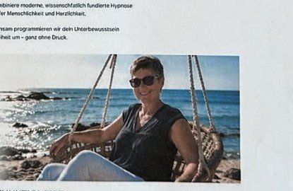 Monika Schwaiger am Meer